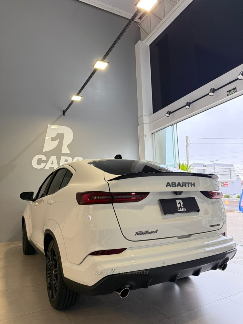 FASTBACK 1.3 ABARTH 270 TURBO FLEX 4P AUTOMÁTICO - 2026 - LAJEADO