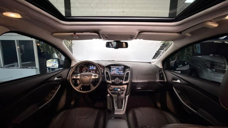 FOCUS 2.0 TITANIUM HATCH 16V FLEX 4P AUTOMÁTICO - 2014 - ESTâNCIA VELHA