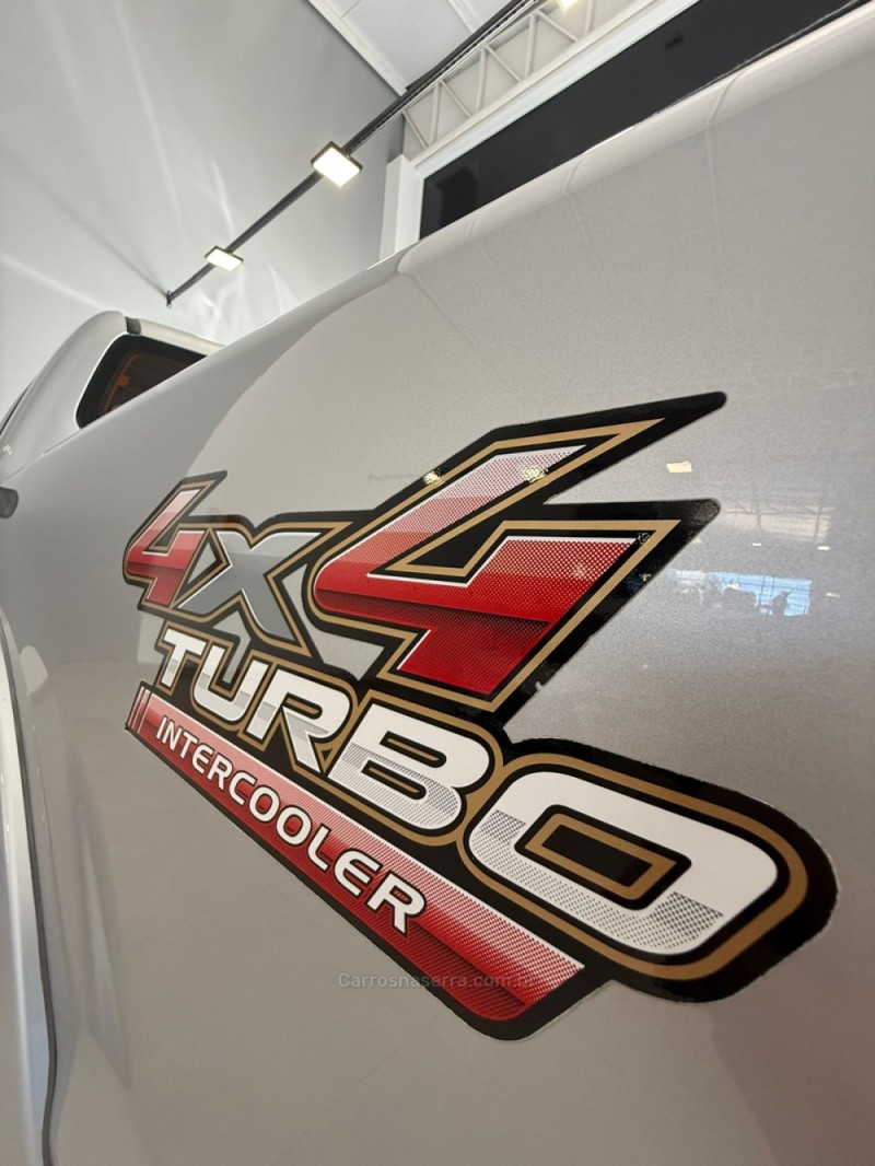 HILUX 3.0 SR 4X4 CD 16V TURBO INTERCOOLER DIESEL 4P AUTOMÁTICO - 2015 - LAJEADO