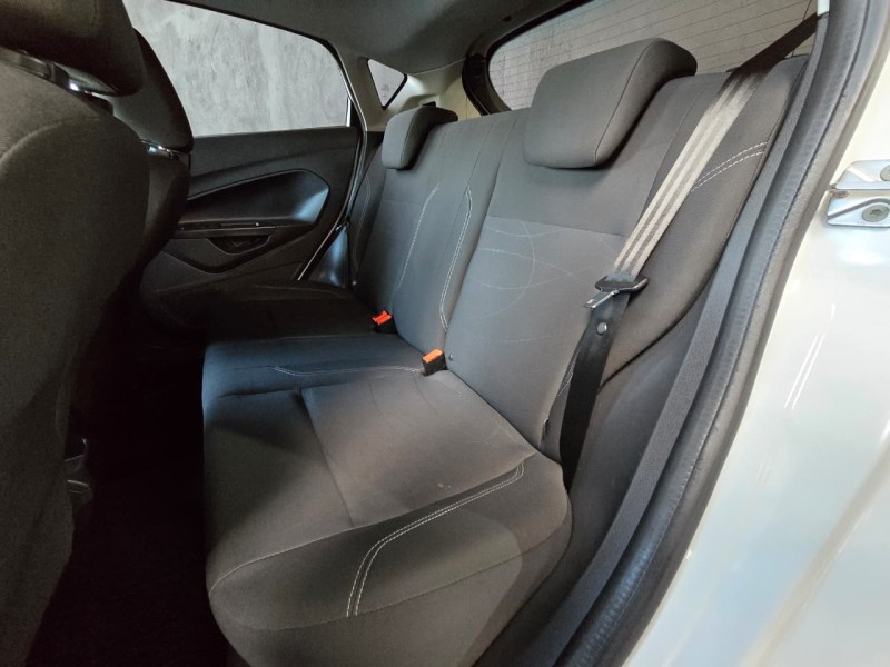 FIESTA 1.6 SE HATCH 16V FLEX 4P AUTOMÁTICO - 2014 - CAXIAS DO SUL