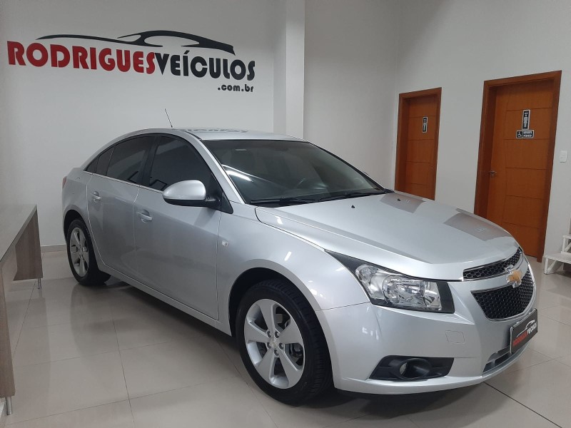 cruze 1.8 lt 16v flex 4p automatico 2014 caxias do sul