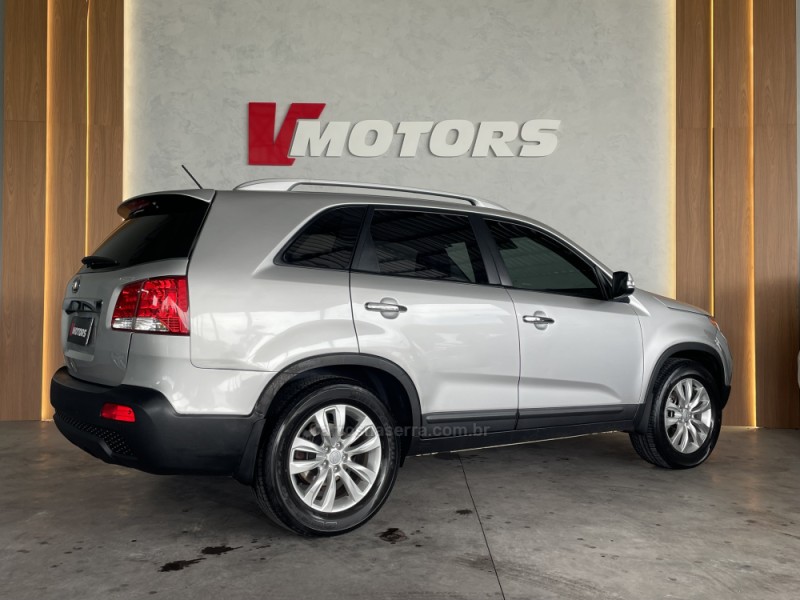 SORENTO 2.4 S.356 4X2 16V GASOLINA 4P AUTOMÁTICO - 2011 - PAROBé
