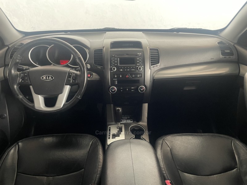SORENTO 2.4 S.356 4X2 16V GASOLINA 4P AUTOMÁTICO - 2011 - PAROBé