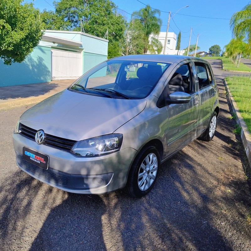 FOX 1.0 MI TRENDLINE 8V FLEX 4P MANUAL - 2011 - CAMPO BOM