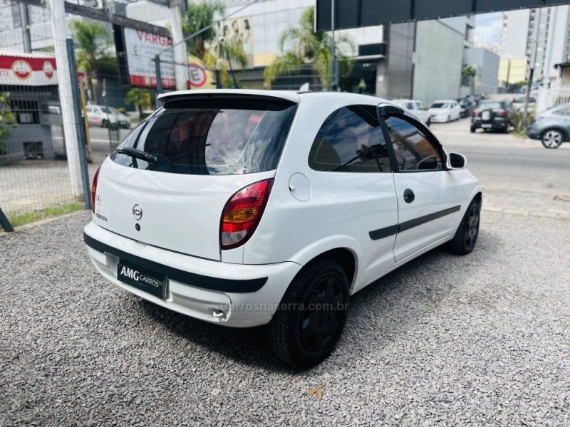CELTA 1.0 MPFI 8V GASOLINA 2P MANUAL - 2001 - CAXIAS DO SUL