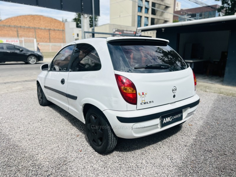 CELTA 1.0 MPFI 8V GASOLINA 2P MANUAL - 2001 - CAXIAS DO SUL