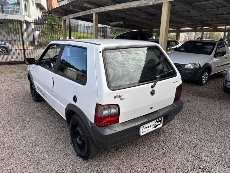 UNO 1.0 FIREFLY FLEX WAY 4P MANUAL - 2013 - ANTôNIO PRADO