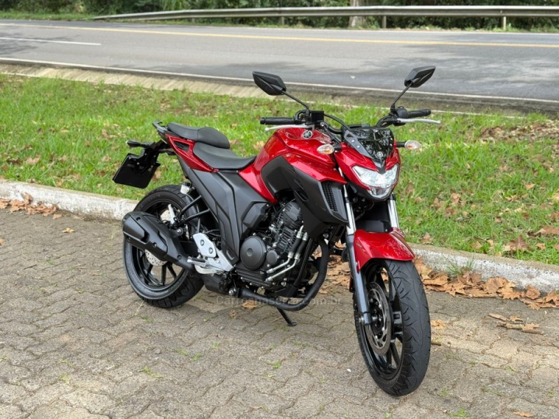FAZER FZ25 - 2021 - DOIS IRMãOS