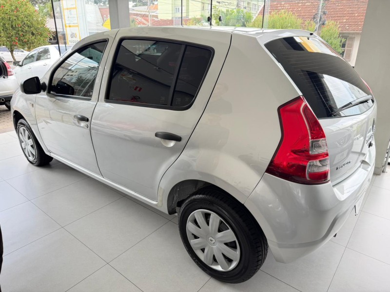 SANDERO 1.0 AUTHENTIQUE 16V FLEX 4P MANUAL - 2013 - CAXIAS DO SUL