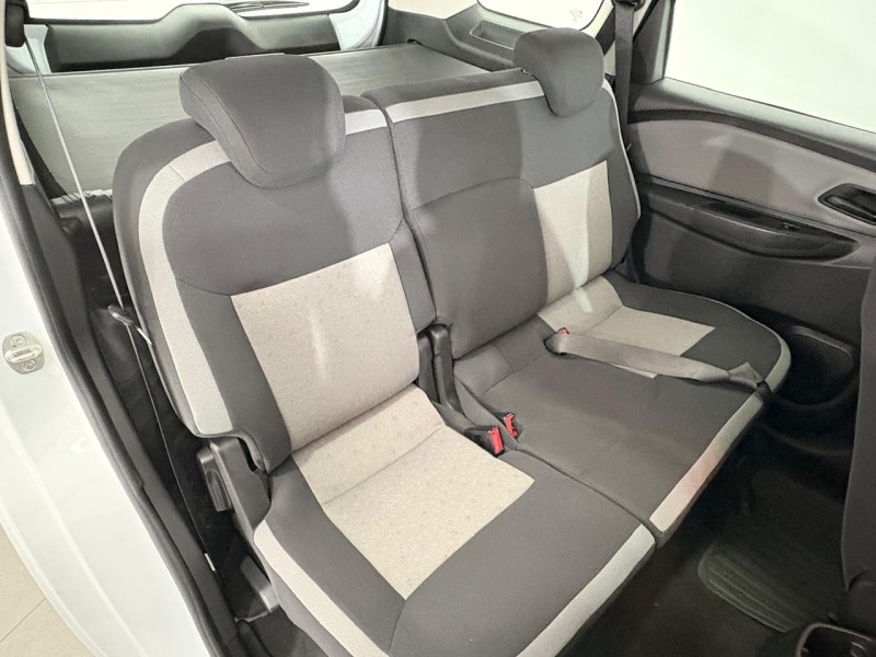 SPIN 1.8 ADVANTAGE 8V FLEX 4P AUTOMÁTICO - 2018 - FARROUPILHA