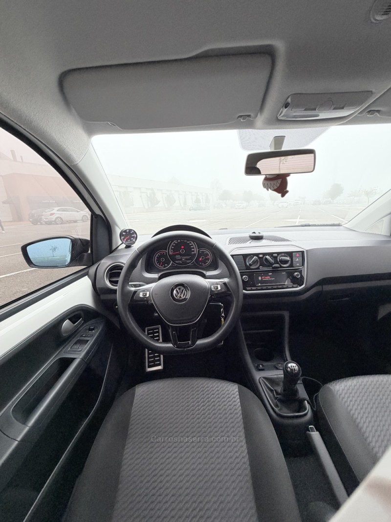 UP 1.0 TSI MOVE UP 12V FLEX 4P MANUAL - 2019 - FARROUPILHA