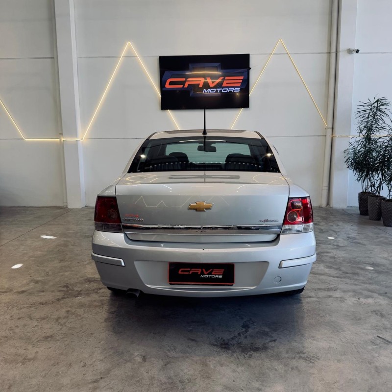 VECTRA 2.0 MPFI ELEGANCE 8V 140CV FLEX 4P MANUAL - 2011 - CAXIAS DO SUL