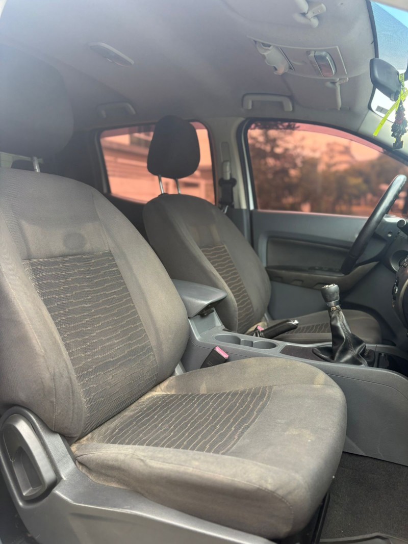 RANGER 2.5 XLT 4X2 CD 16V FLEX 4P MANUAL - 2015 - FARROUPILHA