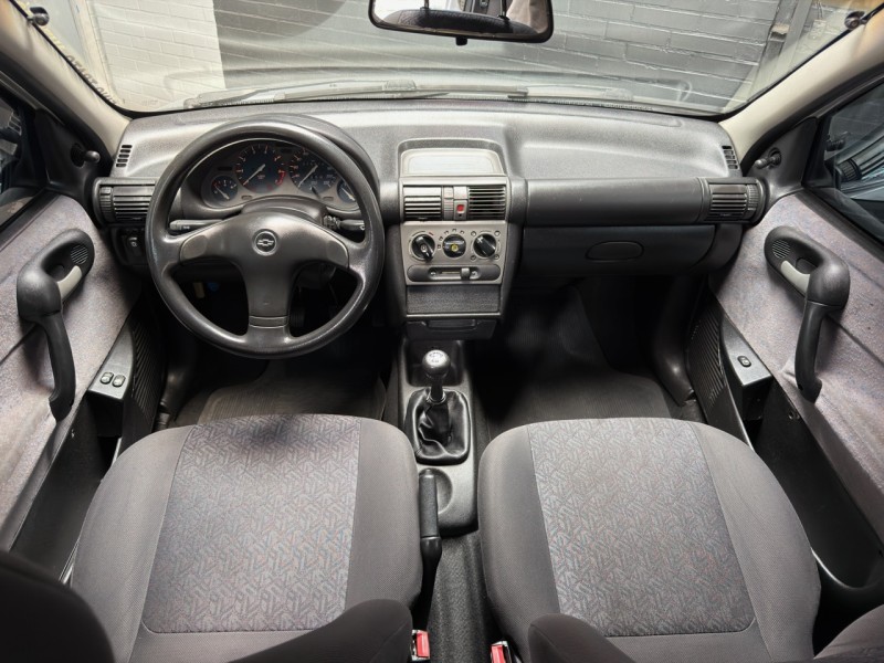 CORSA 1.0 MPFI CLASSIC SEDAN 8V GASOLINA 4P MANUAL - 2003 - CAXIAS DO SUL