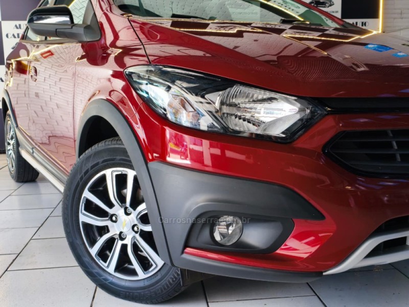 ONIX 1.4 MPFI ACTIV 8V FLEX 4P MANUAL - 2018 - NOVO HAMBURGO