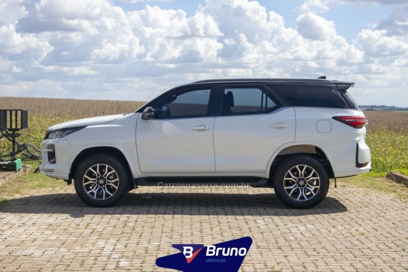 HILUX SW4 2.8 GR-S 4X4 CD 16V TURBO INTERCOOLER DIESEL 4P AUTOMÁTICO - 2022 - PALMEIRA DAS MISSõES