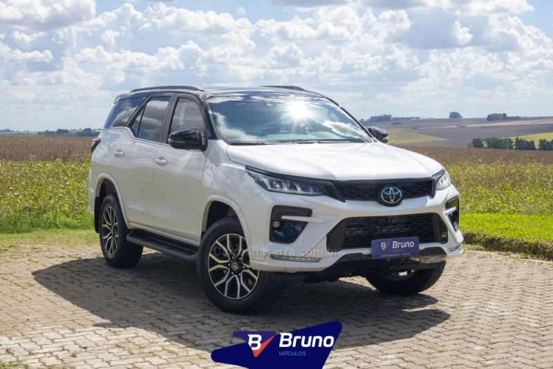 HILUX SW4 2.8 GR-S 4X4 CD 16V TURBO INTERCOOLER DIESEL 4P AUTOMÁTICO - 2022 - PALMEIRA DAS MISSõES