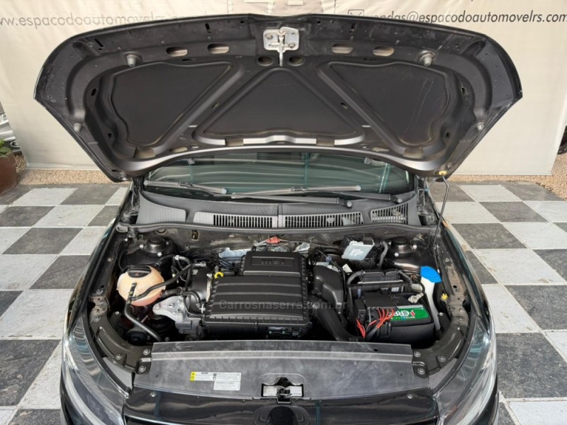 FOX 1.6 MSI HIGHLINE 16V FLEX 4P AUTOMATIZADO - 2018 - NOVA PRATA