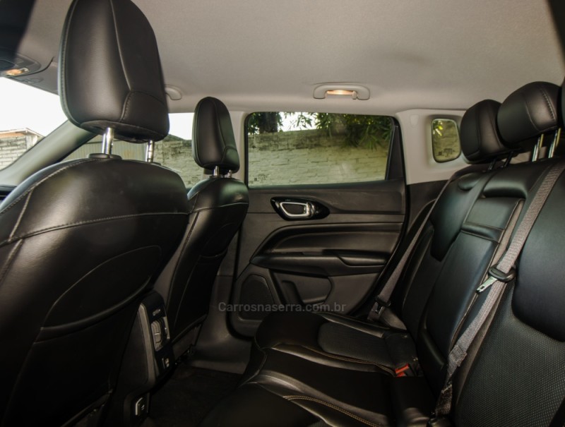 COMPASS 1.3 LIMITED T270 16V TURBO FLEX 4P AUTOMÁTICO - 2022 - NOVO HAMBURGO