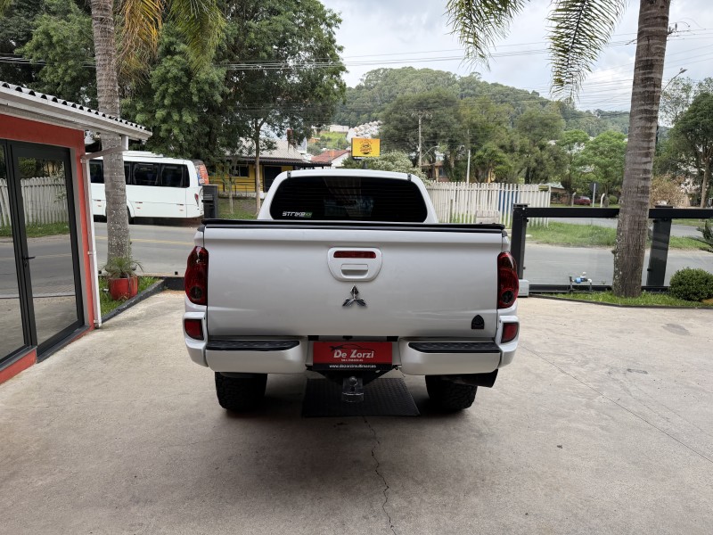 L200 TRITON 3.2 GL 4X4 CD 16V TURBO INTERCOLER DIESEL 4P MANUAL - 2017 - CAXIAS DO SUL