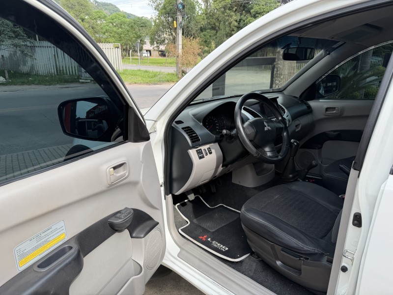 L200 TRITON 3.2 GL 4X4 CD 16V TURBO INTERCOLER DIESEL 4P MANUAL - 2017 - CAXIAS DO SUL