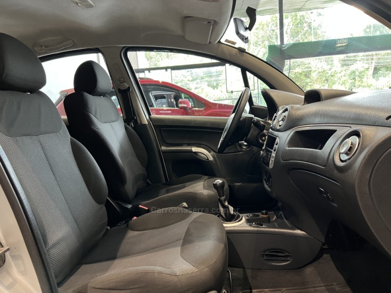 C3 1.4 I GLX 8V FLEX 4P MANUAL - 2011 - CAXIAS DO SUL