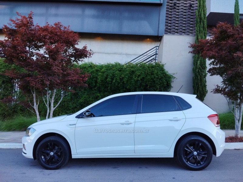 POLO 1.0 TSI COMFORTLINE 12V FLEX 4P AUTOMÁTICO - 2019 - FARROUPILHA