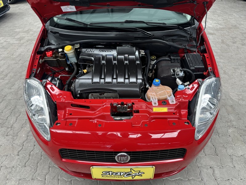 PUNTO 1.4 ATTRACTIVE 8V FLEX 4P MANUAL - 2011 - CAXIAS DO SUL