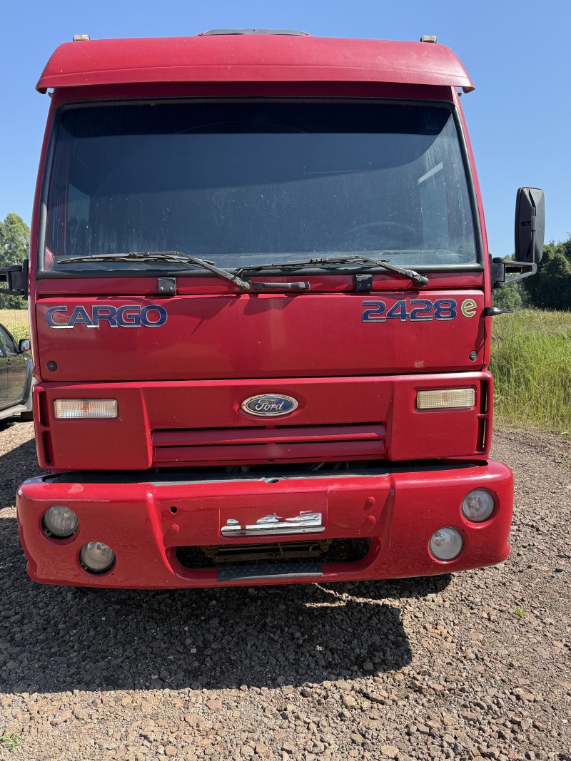 CARGO 2428 4 EIXOS - 2009 - ESTRELA