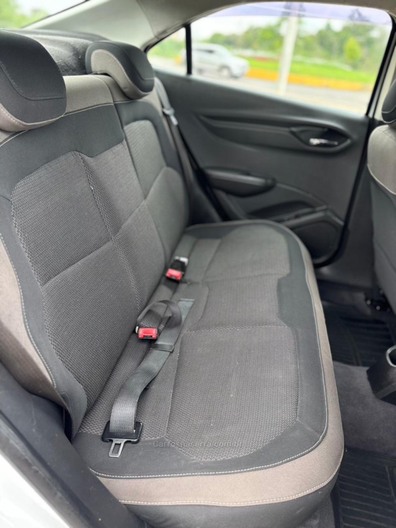 PRISMA 1.4 MPFI LTZ 8V FLEX 4P MANUAL - 2014 - LAJEADO