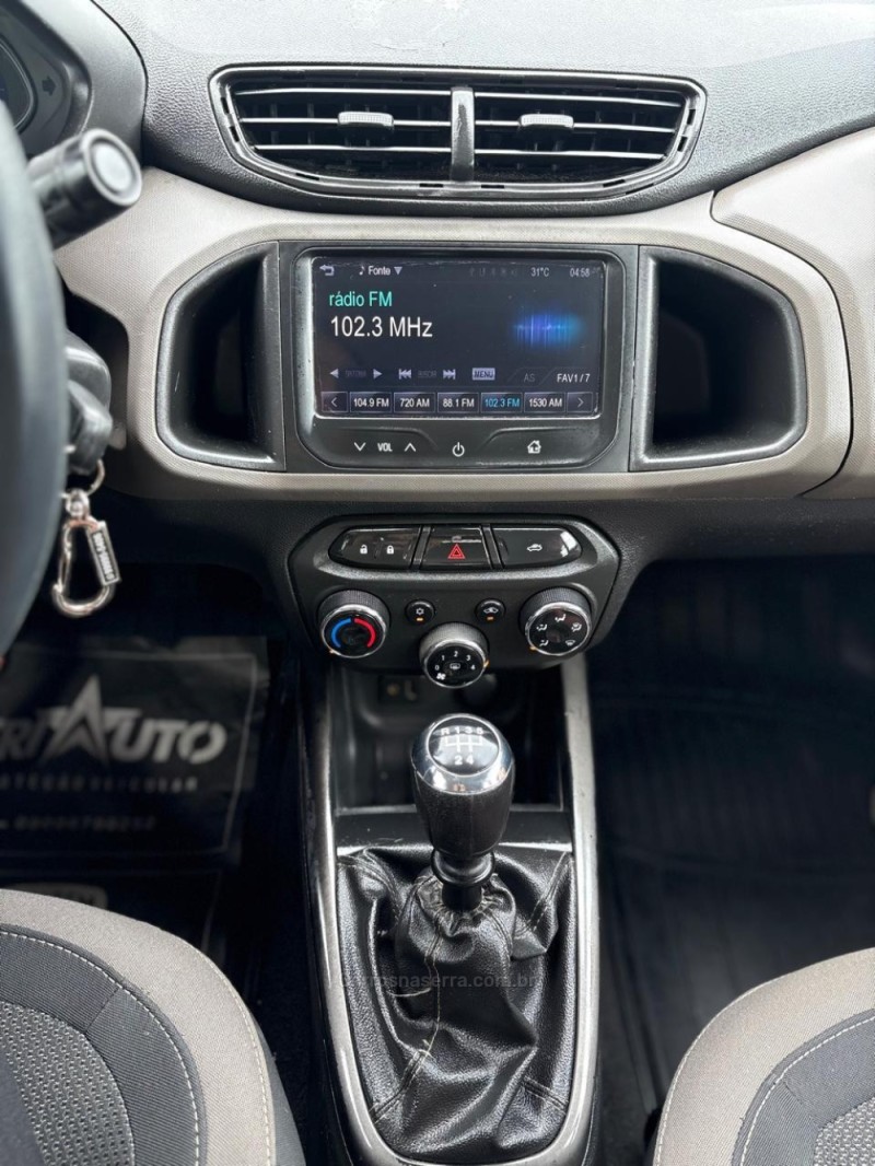 PRISMA 1.4 MPFI LTZ 8V FLEX 4P MANUAL - 2014 - LAJEADO