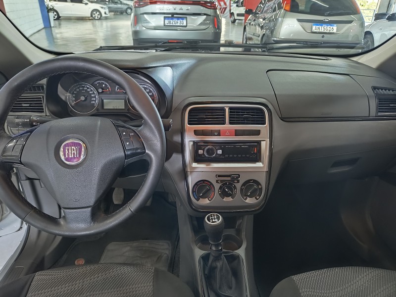 PUNTO 1.4 ELX 8V FLEX 4P MANUAL - 2010 - CAXIAS DO SUL