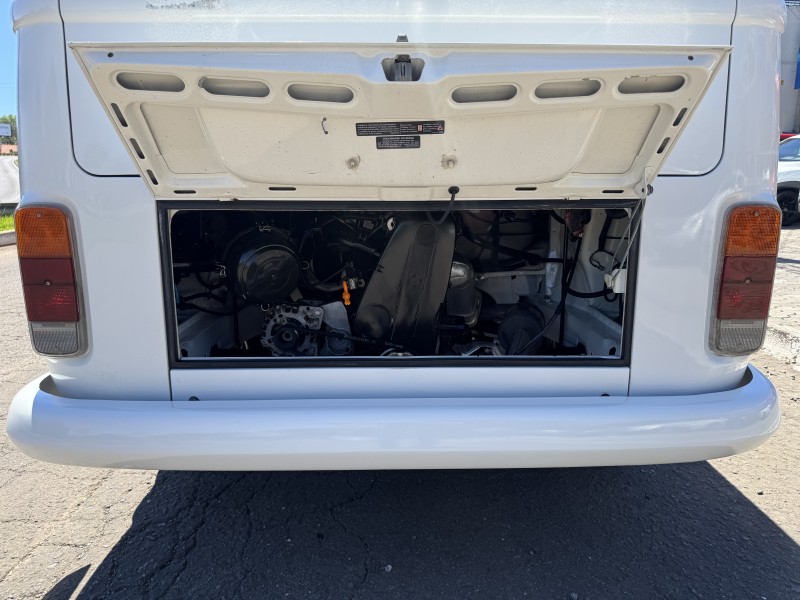 KOMBI 1.4 MI STD LOTAÇÃO 8V FLEX 3P MANUAL - 2012 - DOIS IRMãOS