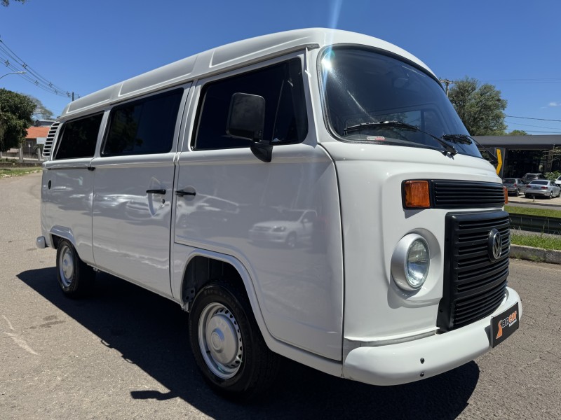 KOMBI 1.4 MI STD LOTAÇÃO 8V FLEX 3P MANUAL - 2012 - DOIS IRMãOS