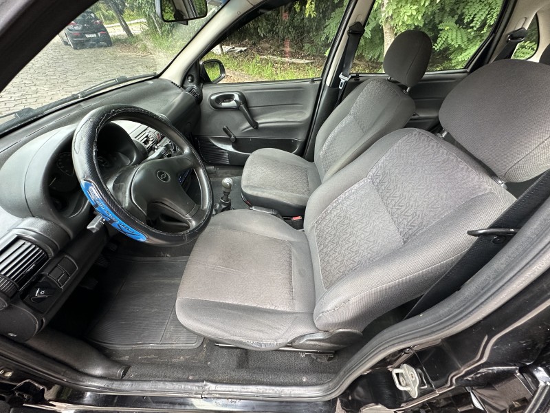 CORSA 1.0 MPFI CLASSIC SEDAN LIFE 8V FLEX 4P MANUAL - 2005 - CAXIAS DO SUL