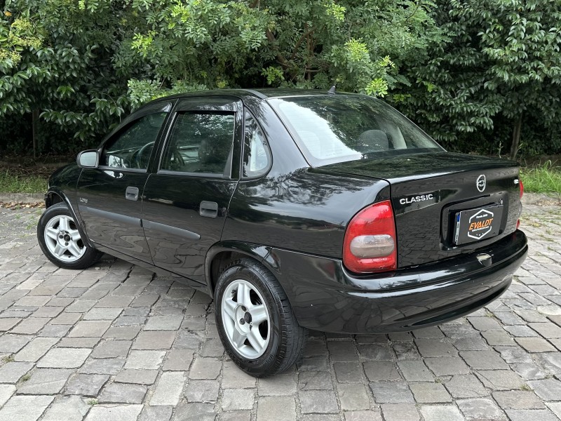 CORSA 1.0 MPFI CLASSIC SEDAN LIFE 8V FLEX 4P MANUAL - 2005 - CAXIAS DO SUL