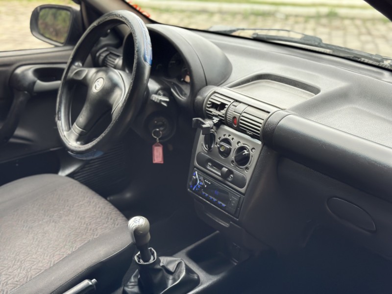 CORSA 1.0 MPFI CLASSIC SEDAN LIFE 8V FLEX 4P MANUAL - 2005 - CAXIAS DO SUL
