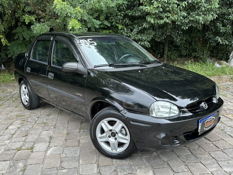 CORSA 1.0 MPFI CLASSIC SEDAN LIFE 8V FLEX 4P MANUAL - 2005 - CAXIAS DO SUL