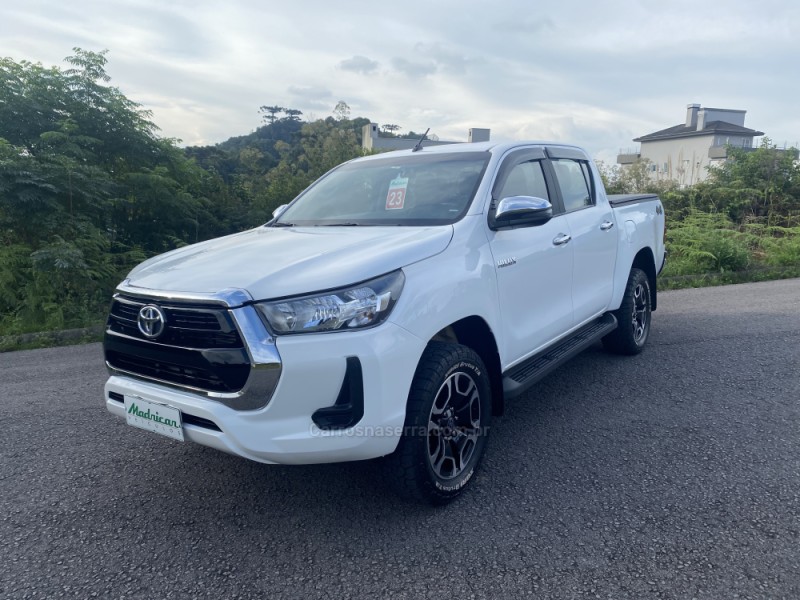 hilux 2.8 4x4 cd 8v diesel 4p manual 2023 flores da cunha