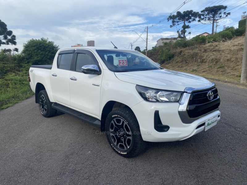 HILUX 2.8 4X4 CD 8V DIESEL 4P MANUAL - 2023 - FLORES DA CUNHA