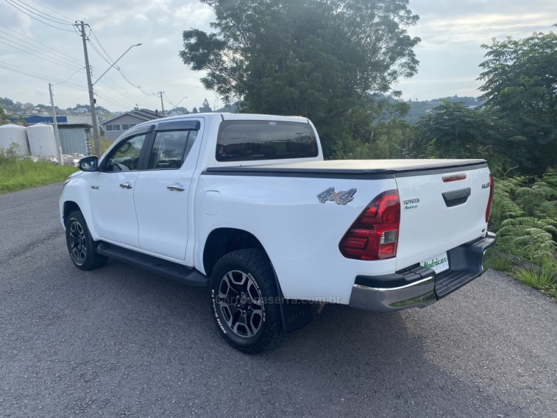HILUX 2.8 4X4 CD 8V DIESEL 4P MANUAL - 2023 - FLORES DA CUNHA