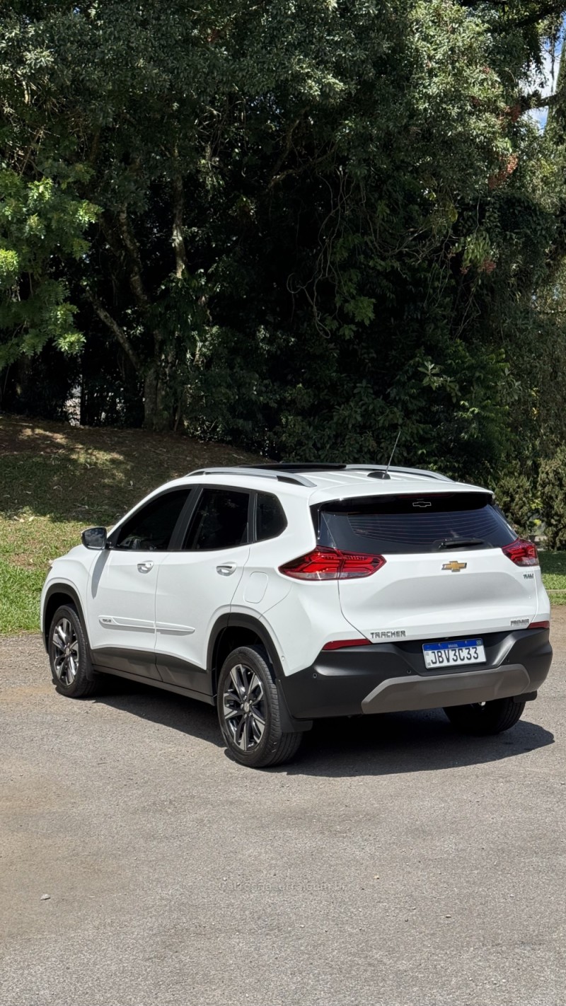 TRACKER 1.2 12V PREMIER TURBO FLEX 4P AUTOMÁTICO - 2023 - FARROUPILHA