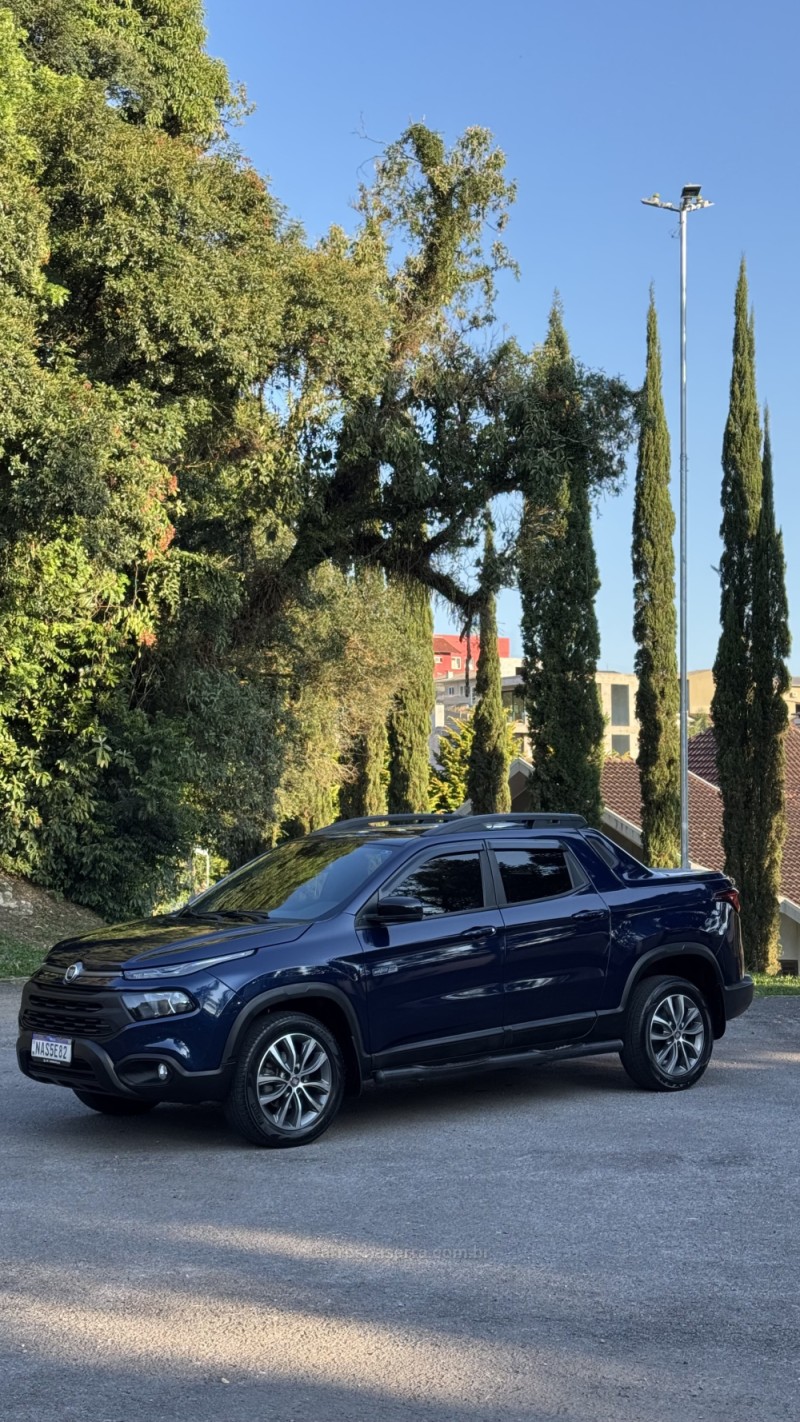 toro 2.0 16v ultra 4x4 at9 diesel 4p automatico 2021 farroupilha