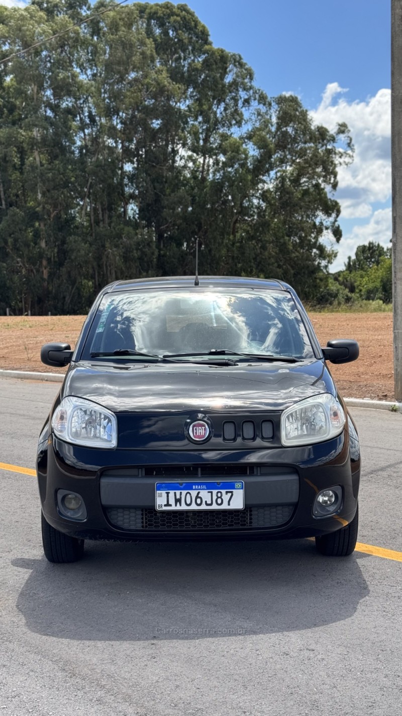 UNO 1.0 EVO VIVACE 8V FLEX 4P MANUAL - 2015 - FARROUPILHA