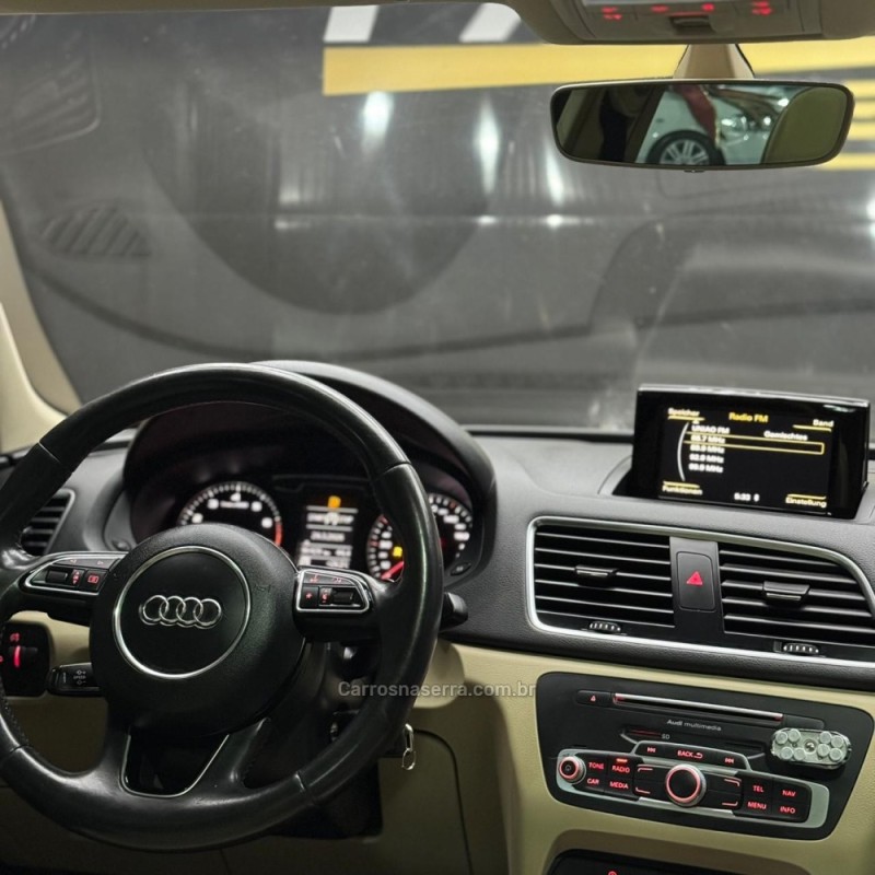 Q3 1.4 TFSI AMBIENTE GASOLINA 4P S TRONIC - 2016 - ESTâNCIA VELHA