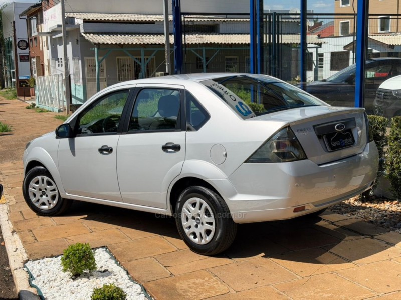 FIESTA 1.6 ROCAM SEDAN 8V FLEX 4P MANUAL - 2012 - LAGOA VERMELHA