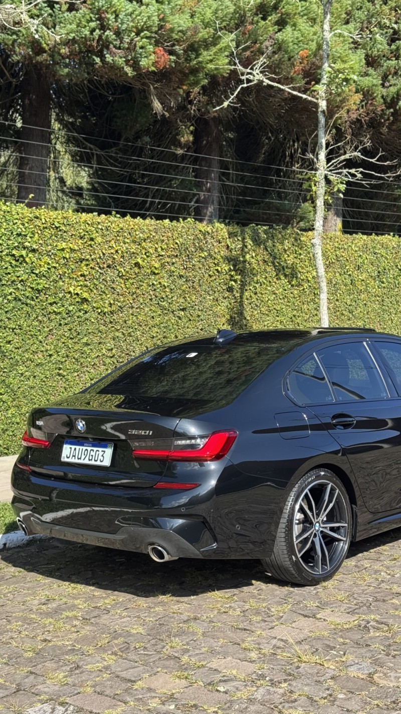 320I 2.0 M SPORT 16V TURBO ACTIVEFLEX 4P AUTOMÁTICO - 2022 - FARROUPILHA