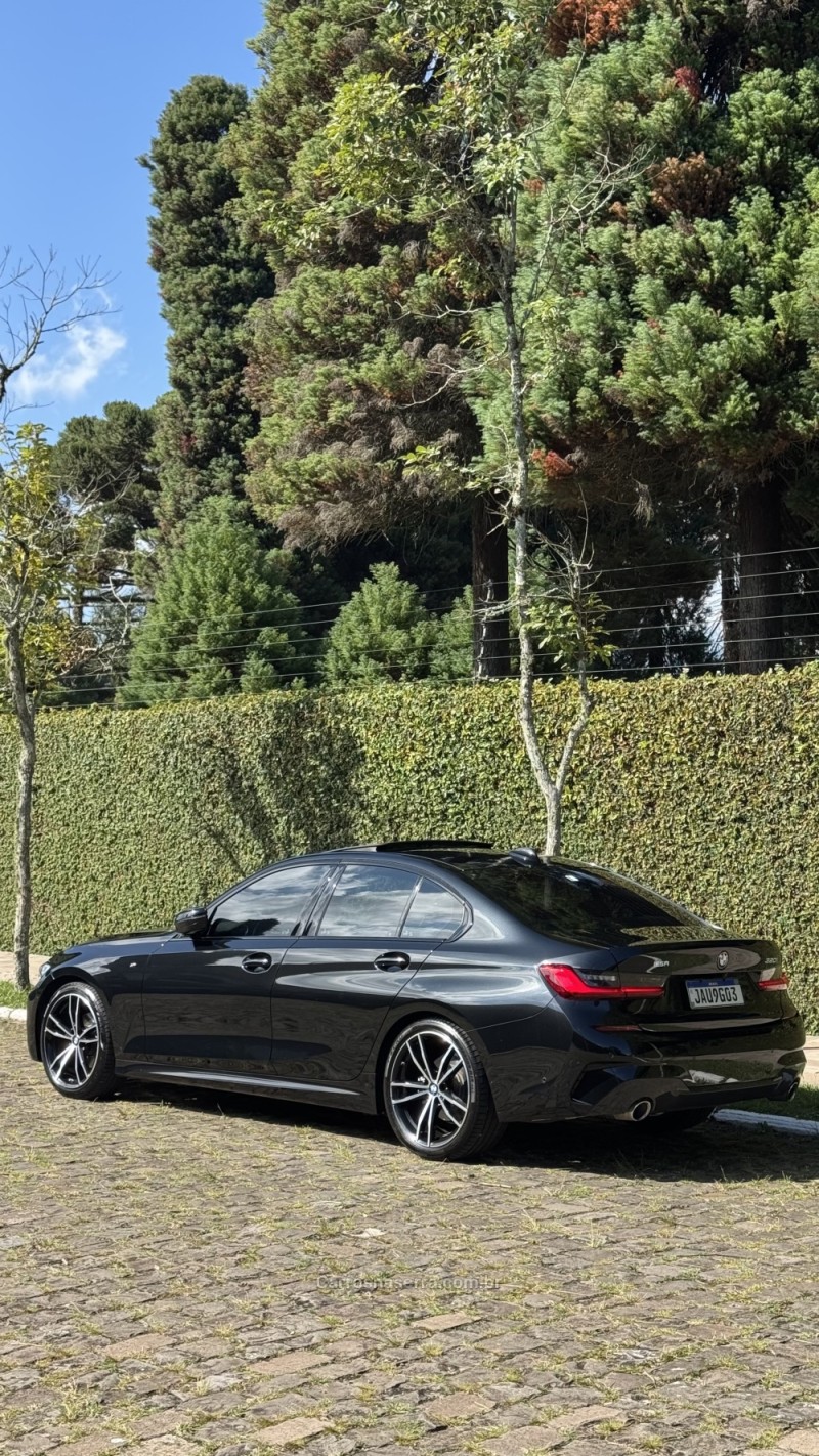 320I 2.0 M SPORT 16V TURBO ACTIVEFLEX 4P AUTOMÁTICO - 2022 - FARROUPILHA