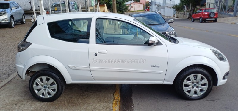 KA 1.0 MPI CLASS 8V FLEX 2P MANUAL - 2013 - FARROUPILHA