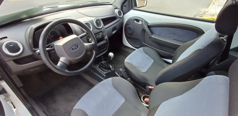 KA 1.0 MPI CLASS 8V FLEX 2P MANUAL - 2013 - FARROUPILHA